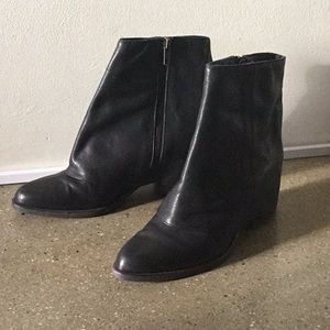 LD Tuttle black ankle boots